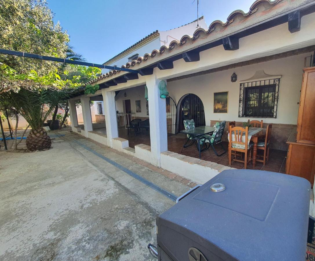 Villaluna Marchena Exterior photo